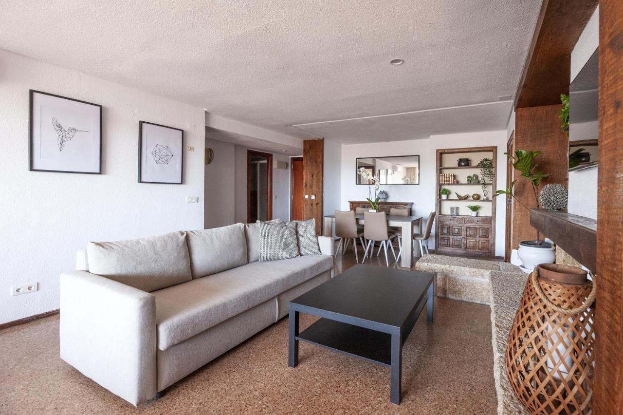 La Nogalera Apt City Center 토레몰리노스 외부 사진
