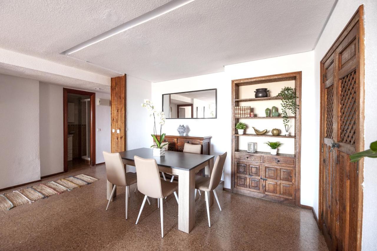 La Nogalera Apt City Center 토레몰리노스 외부 사진