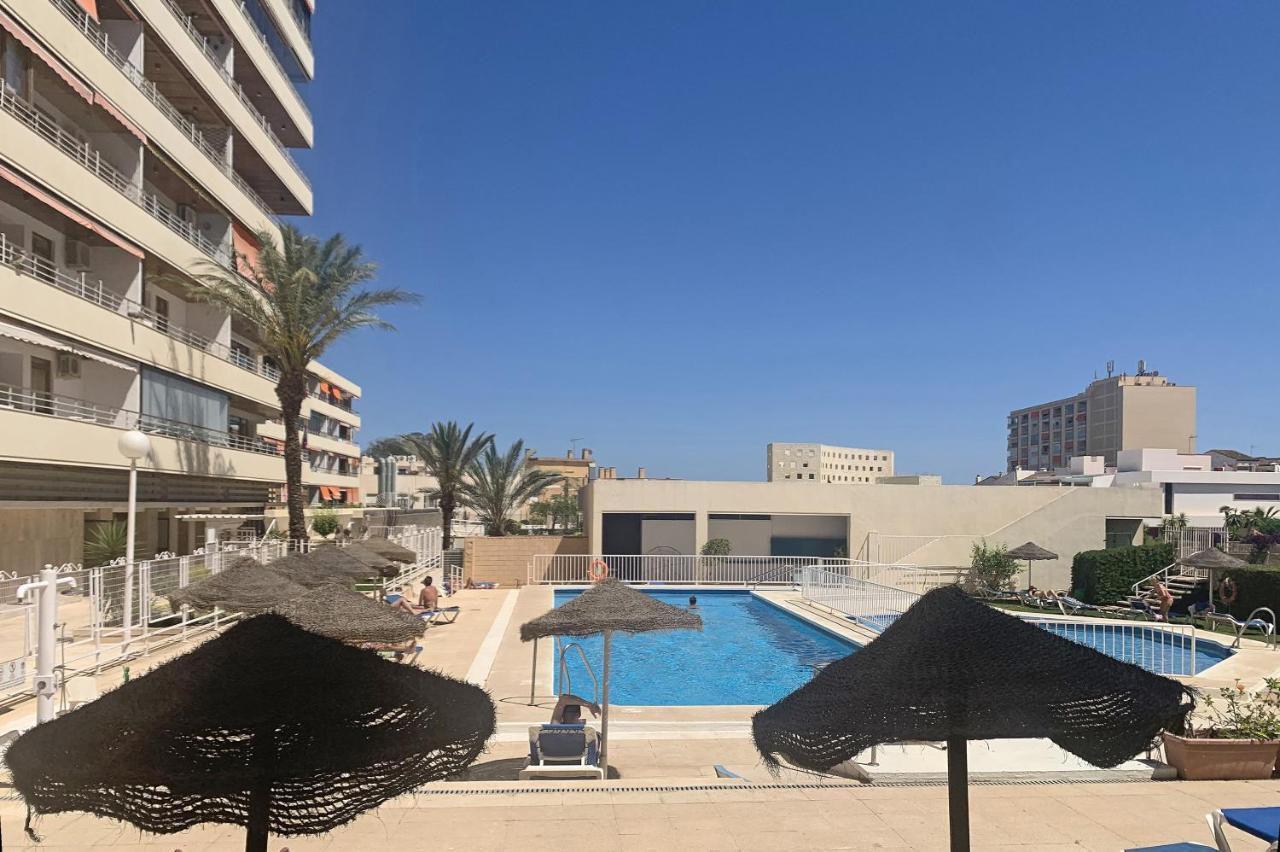 La Nogalera Apt City Center 토레몰리노스 외부 사진